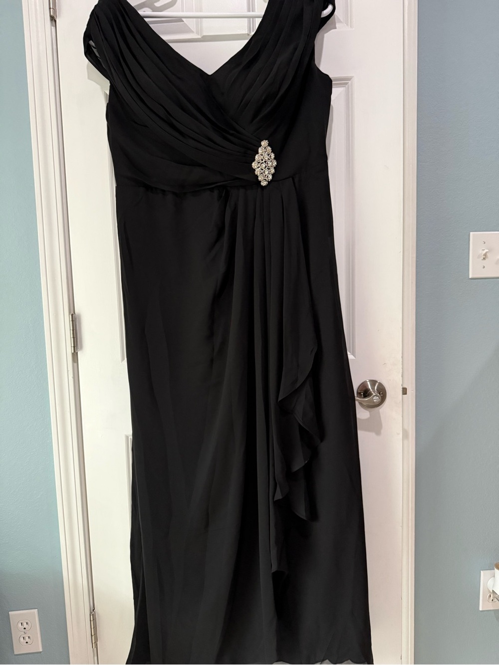 Amazon Black Chiffon Evening Gown with Rhinestone Brooch